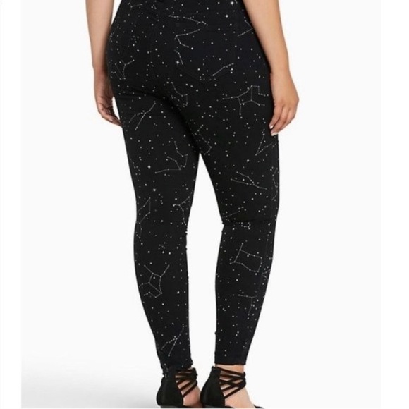 Torrid constellation skinny - Picture 3 of 4